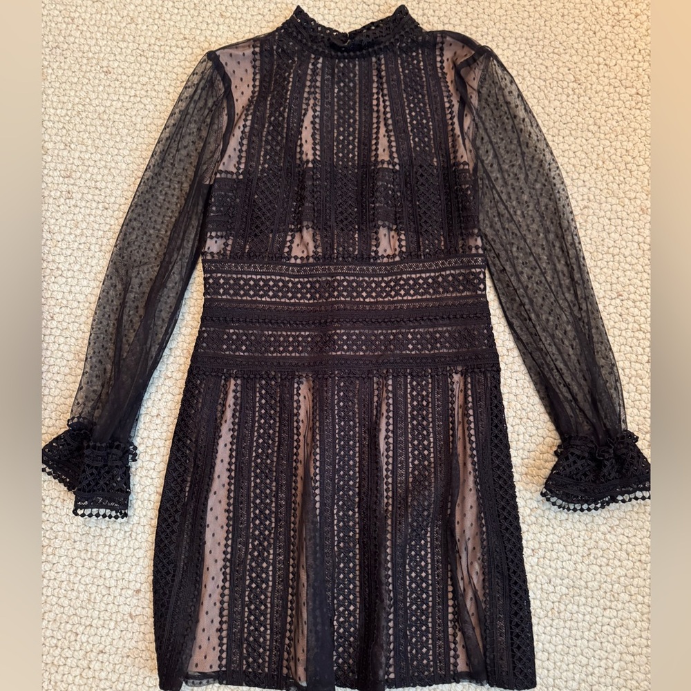 One 33 Social Glimmer Lace Mini Dress. EUC! - Picture 5 of 11